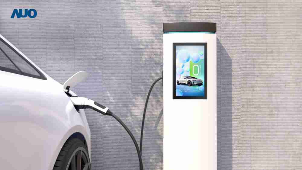 友達〝EVSE車用充電樁解決方案〞專為電動汽車充電樁設計，，，具有高亮度、、克服戶外艱難環境的耐溫、、耐紫外線等特性，，，，並搭載散熱性及擴充性強的高效能工業電腦，，，，可實現人機互動訴求，，，，如資訊顯示、、、、支付等應用