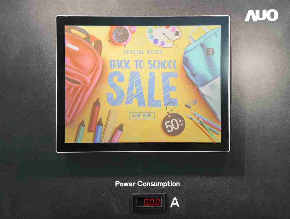 优游UB8展示胆固醇液晶超低耗能户外全彩显示器，，，ChLC（胆固醇液晶）以双稳态技术使静态显示零功耗，，，，具省电、、、高彩度、、、环保的特性，，，还整合软硬件系统解决方案，，可透过单一云端平台管理